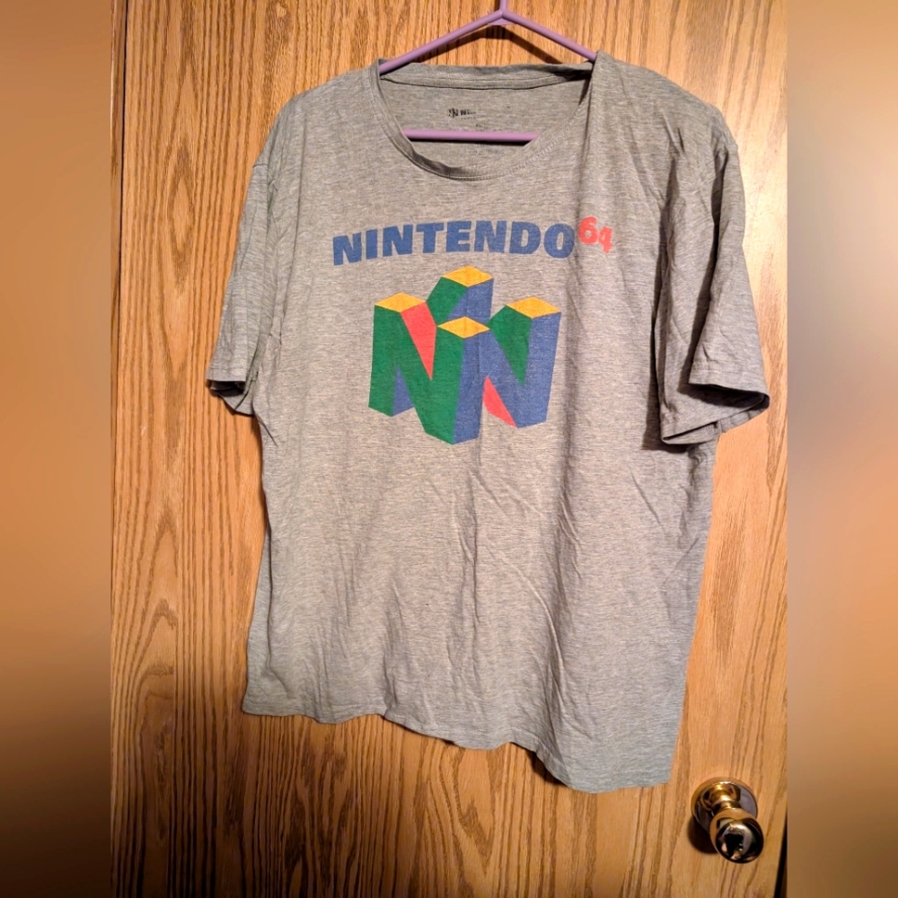 2017 Nintendo 64 Men’s XLarge T-Shirt